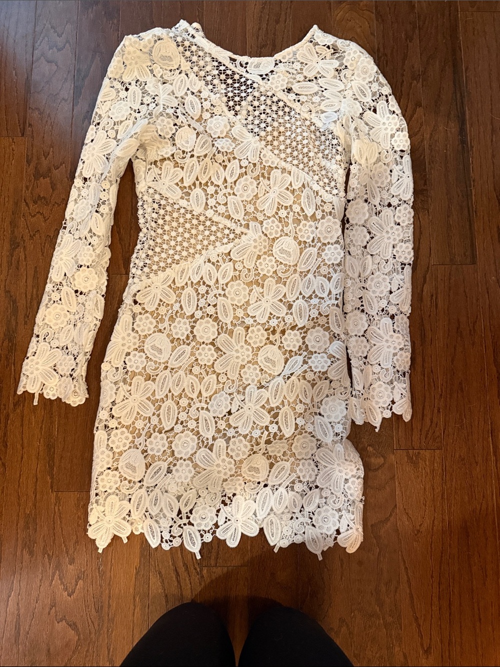 Selfie Leslie Ivory Floral Lace Long-Sleeve Mini Dress